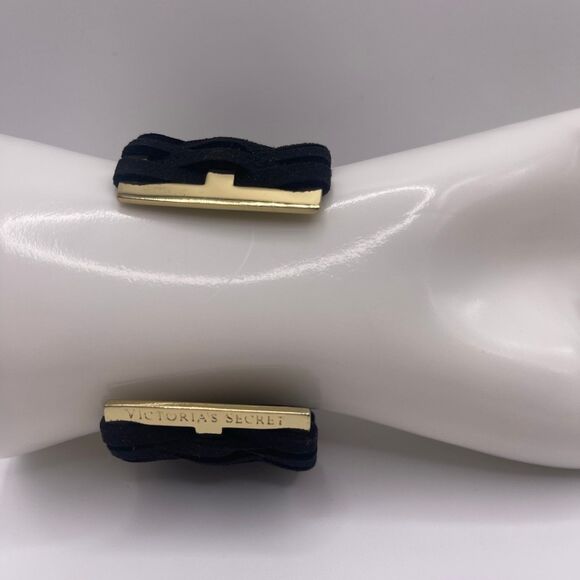 Victoria's Secret Women's Vintage Suede Interlocking Cuff Bangle Bracelet - Picture 5 of 8